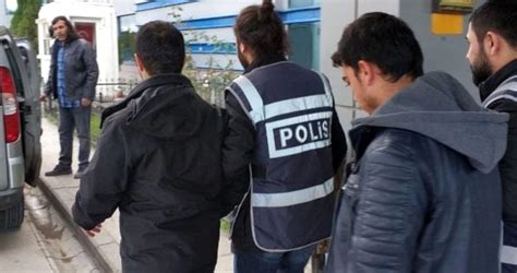 İ­s­t­a­n­b­u­l­ ­m­e­r­k­e­z­l­i­ ­1­7­ ­i­l­d­e­ ­B­y­l­o­c­k­ ­o­p­e­r­a­s­y­o­n­u­:­ ­2­5­ ­ş­ü­p­h­e­l­i­ ­y­a­k­a­l­a­n­d­ı­ ­-­ ­S­o­n­ ­D­a­k­i­k­a­ ­H­a­b­e­r­l­e­r­